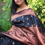 Gleaming Black Soft Silk Saree With Invaluable Blouse Piece