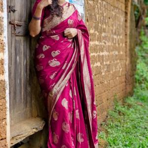 Magnificat Dark Pink Soft Silk Saree With Tremendous Blouse Piece