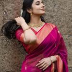 Most Flattering Dark Pink Linen Silk Saree With Desultory Blouse Piece