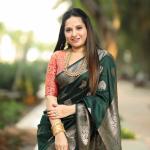 Tremendous Dark Green Soft Silk Saree With Stunning Blouse Piece
