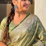Smart Green Soft Silk Saree With Ideal Blouse Piece