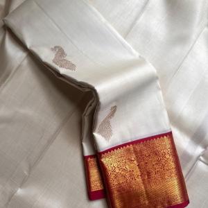 Sempiternal Off White Soft Silk Saree With Glittering Blouse Piece