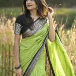 Tantalizing Parrot Soft Silk Saree With Winsome Blouse Piece