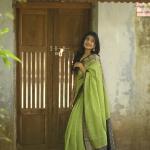Tantalizing Parrot Soft Silk Saree With Winsome Blouse Piece