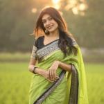 Tantalizing Parrot Soft Silk Saree With Winsome Blouse Piece