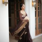 Scintillating Brown Cotton Silk Saree With Luminous Blouse Piece