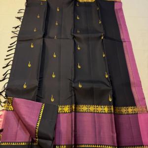 Jazzy Black Soft Silk Saree With Rhapsody Blouse Piece