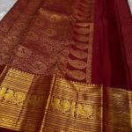 Pulsating Red Soft Banarasi Silk Saree With Conflate Blouse Piece