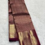 Transcendent Purple Soft Banarasi Silk Saree With Gratifying Blouse Piece