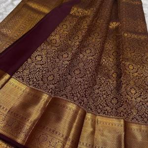 Splendiferous Wine Pure Zari Weaving Banarasi Silk Saree With Flamboyant Blouse Piece