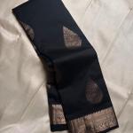 Forbearance Black Pure Zari Weaving Banarasi Silk Saree With Symmetrical Blouse Piece