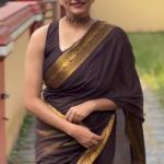 Evocative Brown Pure Zari Weaving Banarasi Silk Saree With Verdant Blouse Piece