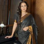 Extraordinary Black Pure Zari Weaving Banarasi Silk Saree With Dissemble Blouse Piece