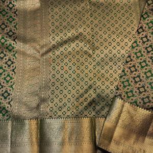 Traditional Dark Green Pure Banarasi Silk Saree With Epiphany Blouse Piece
