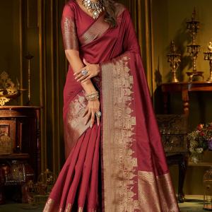 Tantalizing Maroon Pure Banarasi Silk Saree With Grandiose Blouse Piece