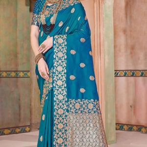 Splendorous Firozi Soft Banarasi Silk Saree With Most Flattering Blouse Piece