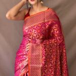 Majestic Dark Pink Patola Silk Saree with Alluring Blouse Piece