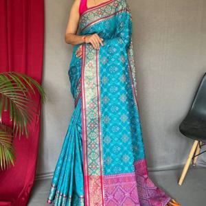 Whimsical Rama Patola Silk Saree with Amazing Blouse Piece
