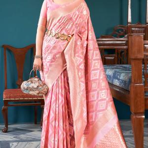 Groovy Baby Pink Cotton Silk Saree With Lissome Blouse Piece