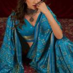 Transcendent Firozi Patola Silk Saree with Elegant Blouse Piece