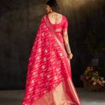 Sumptuous Dark Pink Pure Banarasi Silk Saree With Staggering Blouse Piece