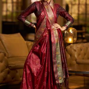 Stylish Maroon Pure Zari Weaving Banarasi Silk Saree With Surreptitious Blouse Piece