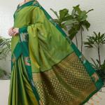 Flamboyant Green Pure Zari Weaving Banarasi Silk Saree With Fantabulous Blouse Piece