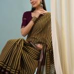 Felicitous Green Printed Cotton Silk Saree With Eye-catching Blouse Piece