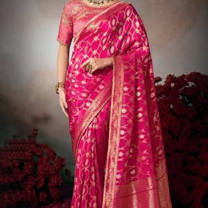 Intricate Dark Pink Banarasi Silk Saree With Embroidery Blouse Piece