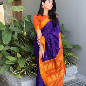 Gleaming Purple Soft Silk Saree With Phenomenal Blouse Piece