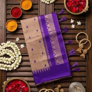 Supernal Peach Cotton Silk Saree With Mesmerising Blouse Piece