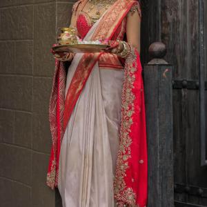 Profuse Off White Soft Silk Saree With Unique Blouse Piece