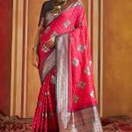 Zephyr Magenta Pure Zari Weaving Banarasi Silk Saree With Artistic Blouse Piece