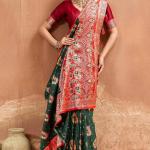Flameboyant Dark Green Pure Zari Weaving Banarasi Silk Saree With Chatoyant Blouse Piece