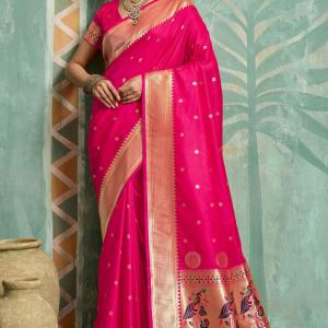 Profuse Dark Pink Paithani Silk Saree With Arresting Blouse Piece