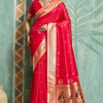 Flamboyant Red Paithani Silk Saree With Amazing Blouse Piece