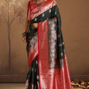 Engrossing Dark Green Pure Zari Weaving Banarasi Silk Saree With Comely Blouse Piece