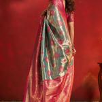 Fancifull Rama Kanjivaram Silk Saree With Staring Blouse Piece