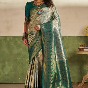 Surreptitious Green Kanjivaram Silk Saree With Super classy Blouse Piece
