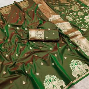 Phenomenal Green Pure Zari Weaving Banarasi Silk Saree With Cynosure Blouse Piece
