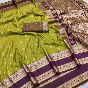 Seraglio Green Pure Zari Weaving Banarasi Silk Saree With Groovy Blouse Piece