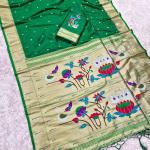 Sumptuous Green Paithani Silk Saree With Flamboyant Blouse Piece