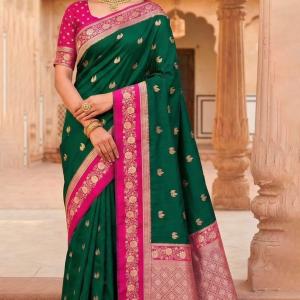 Fairytale Dark Green Pure Zari Weaving Banarasi Silk Saree With Luxuriant Blouse Piece