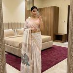 Efflorescence Peach Linen Silk Saree With Angelic Blouse Piece