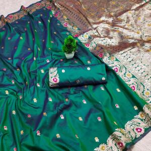 Scintillating Green Soft Banarasi Silk Saree With Blooming Blouse Piece