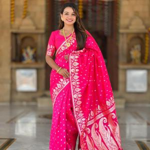 Wonderful Dark Pink Soft Banarasi Silk Saree With Propinquity Blouse Piece