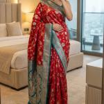 Scintilla Red Pure Zari Weaving Banarasi Silk Saree With Desuetude Blouse Piece