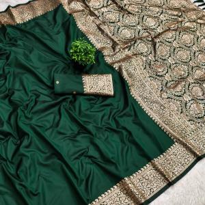 Impressive Dark Green Pure Banarasi Silk Saree With Ratatouille Blouse Piece