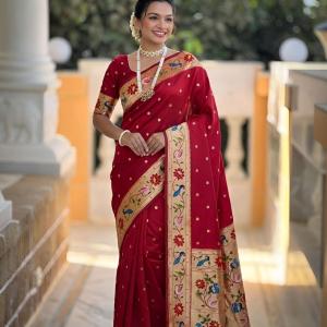 Profuse Red Paithani Silk Saree With Enchanting Blouse Piece