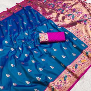 Inimitable Blue Paithani Silk Saree With Innovative Blouse Piece